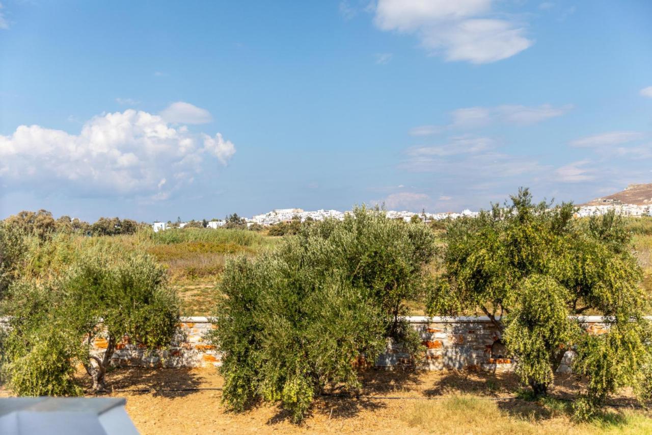 Surfer Paradise Naxos City Exterior photo