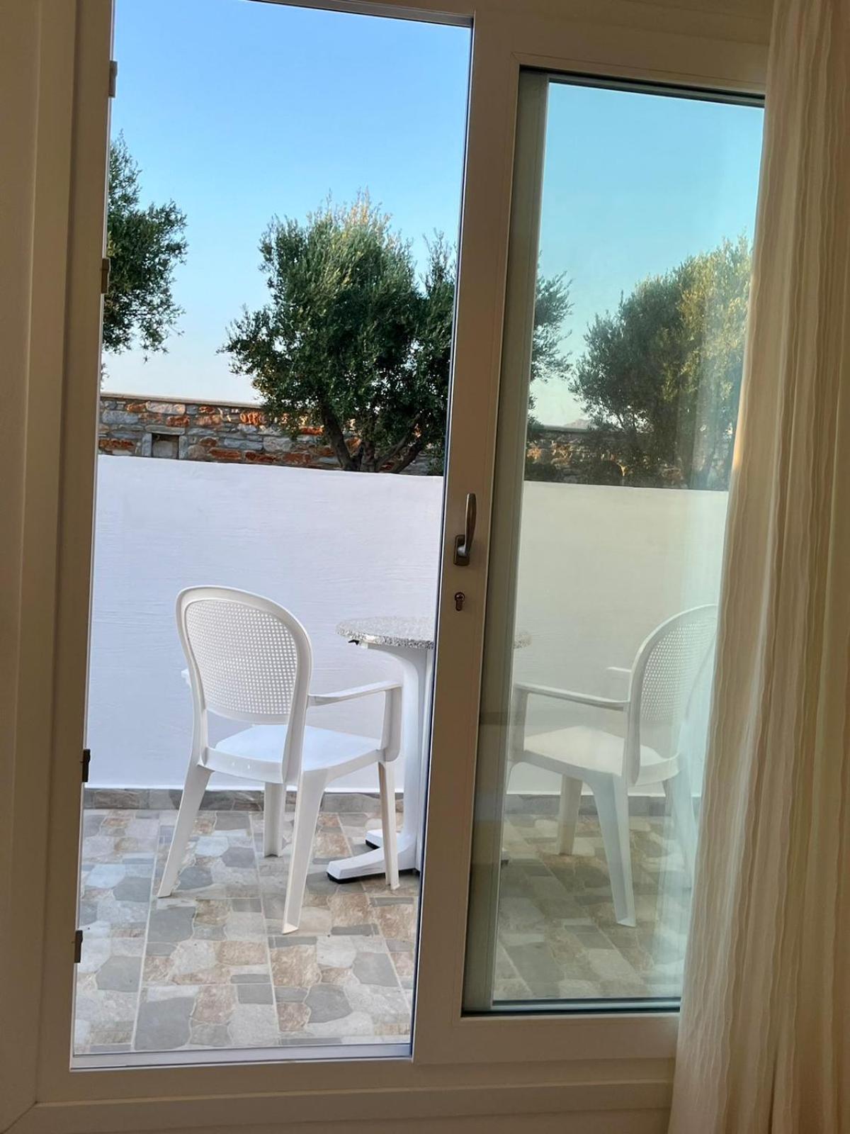Surfer Paradise Naxos City Exterior photo
